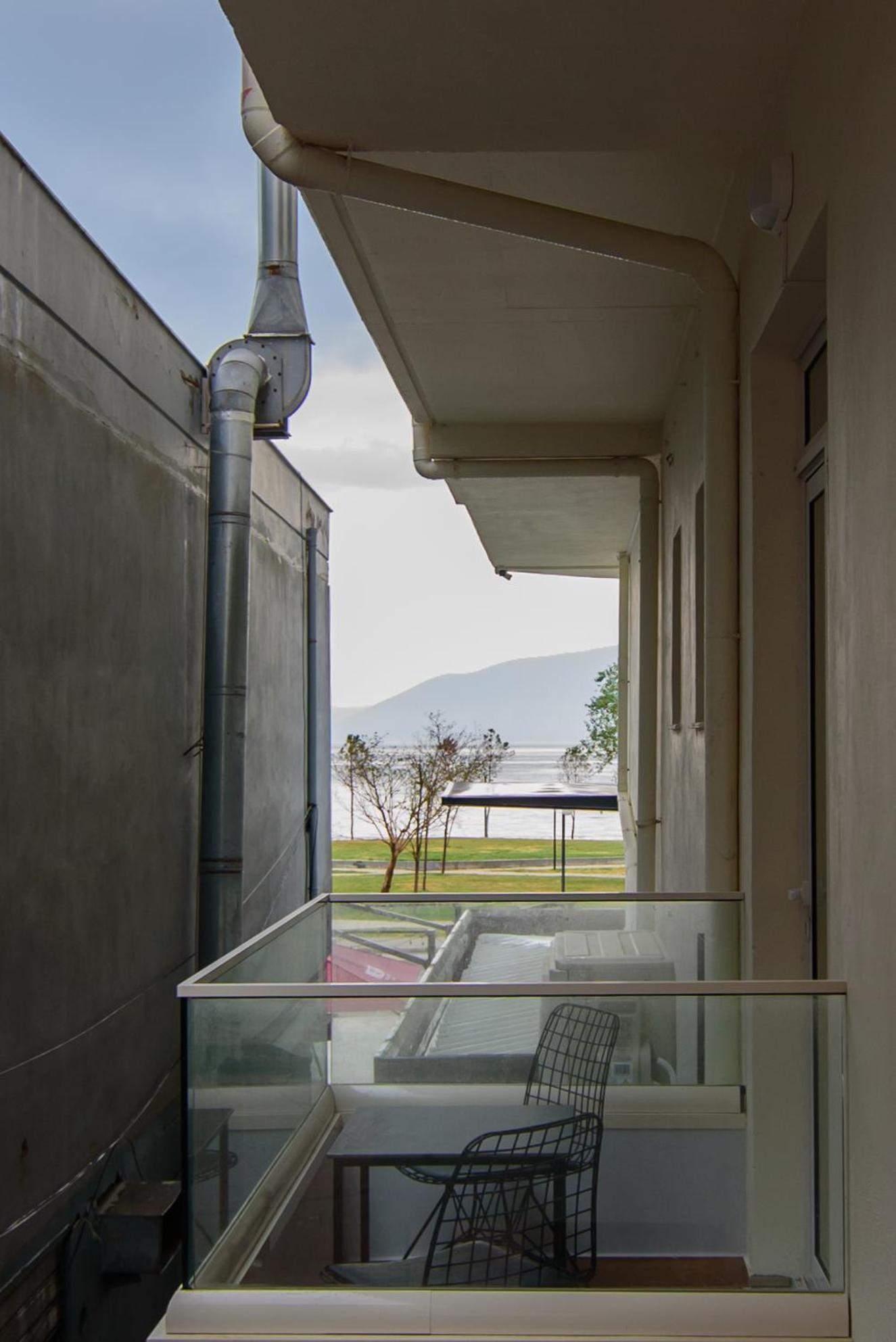 Palm Side Hotel Vlore Room photo